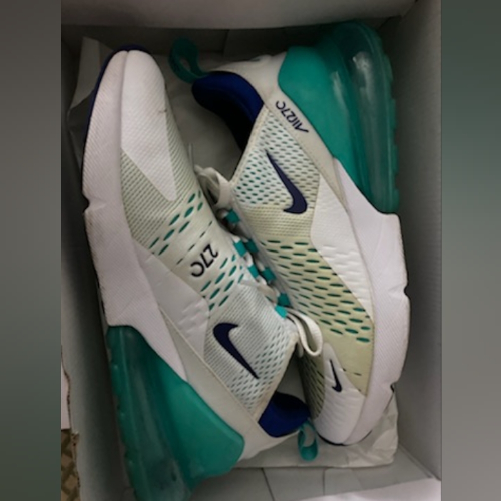 Nike Air Max 270